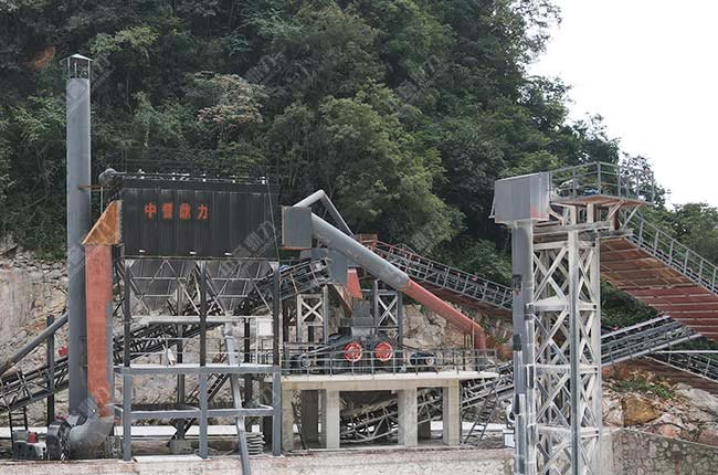 日產(chǎn)3000噸石料生產(chǎn)現(xiàn)場(chǎng)