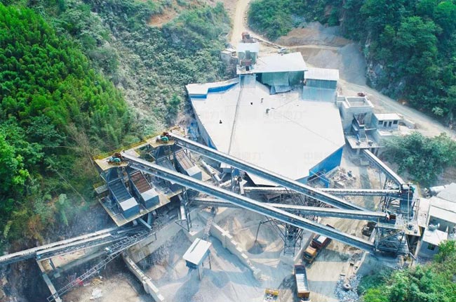 四川宜賓年產(chǎn)120萬噸石灰?guī)r破碎生產(chǎn)線