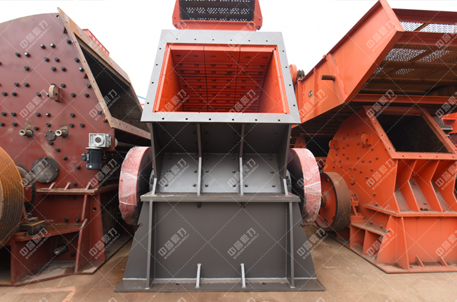 新鄉鼎力 佳二破整形滾筒式破碎機設備