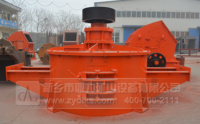 沖擊式制砂機(jī) 沖擊式制砂機(jī)
