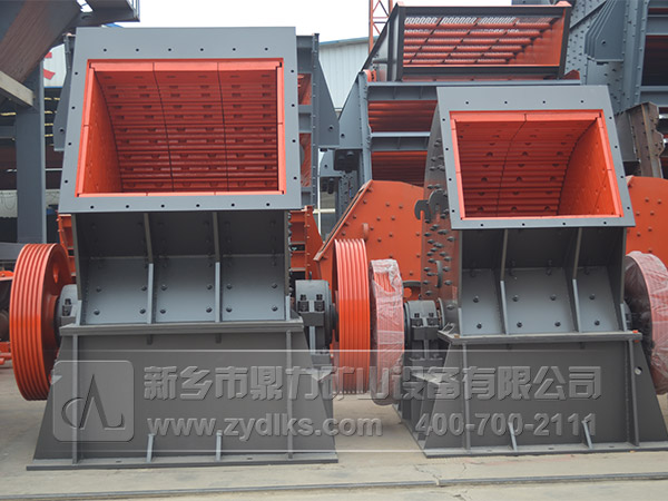 小型碎石機(jī) 小型碎石機(jī)