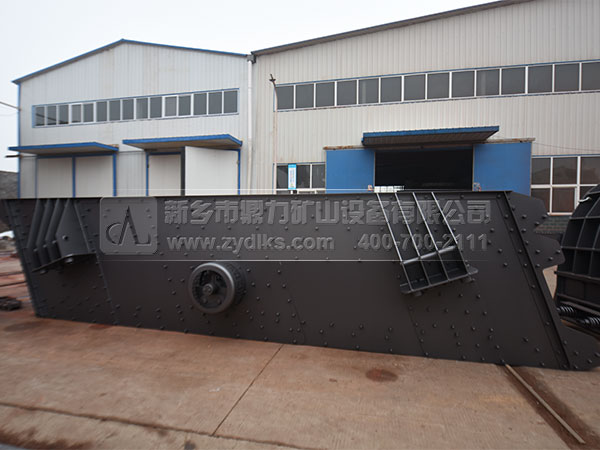 振動篩正側面展示