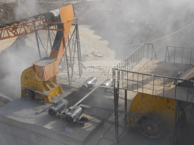 四川省時(shí)產(chǎn)500噸石料生產(chǎn)線客戶現(xiàn)場(chǎng) 四川省時(shí)產(chǎn)500噸石料生產(chǎn)線客戶現(xiàn)場(chǎng)