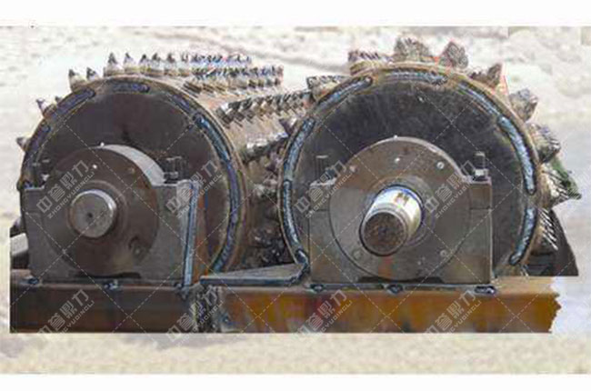 對(duì)輥式破碎機(jī) 對(duì)輥式破碎機(jī)