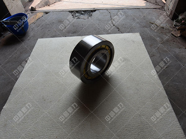 振動篩軸承 振動篩軸承