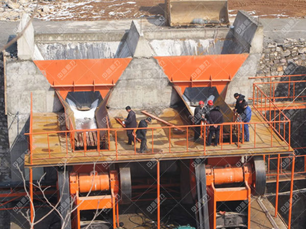 顎式破碎機(jī)