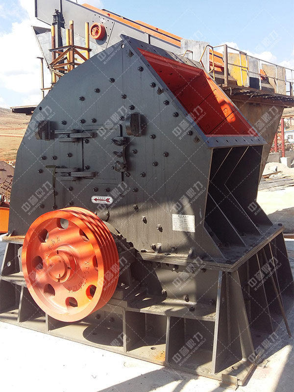時產上千噸礦石破碎機