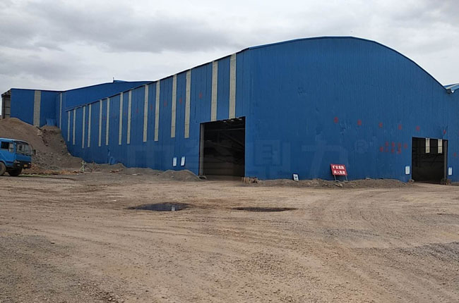 內(nèi)蒙古豐鎮(zhèn)市時產(chǎn)400噸玄武巖石子生產(chǎn)線