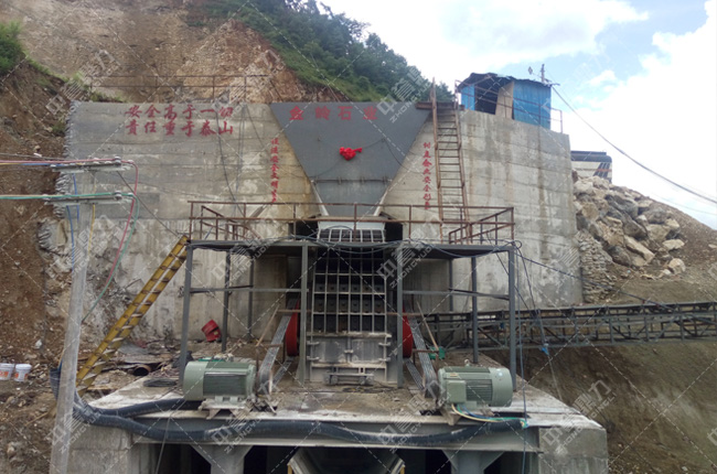 云南騰沖市金嶺石業時產600噸碎石生產線